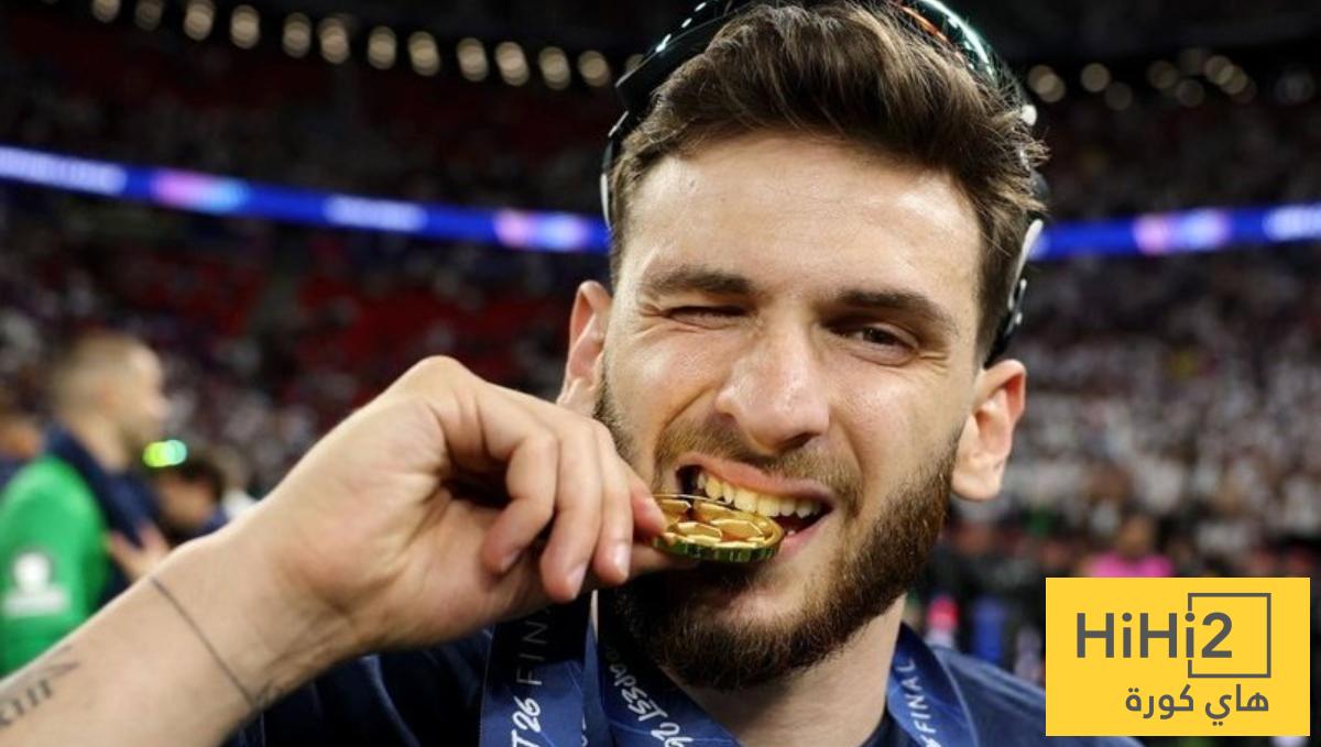 والد كفاراتسخيليا مشجع متعصب لريال مدريد